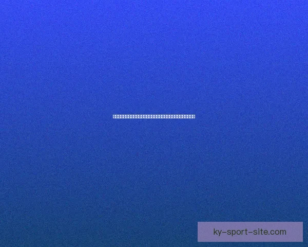 国米球迷齐心协力拉横幅力挺巴斯托尼鼓励他昂首挺胸迎接挑战赛事前瞻